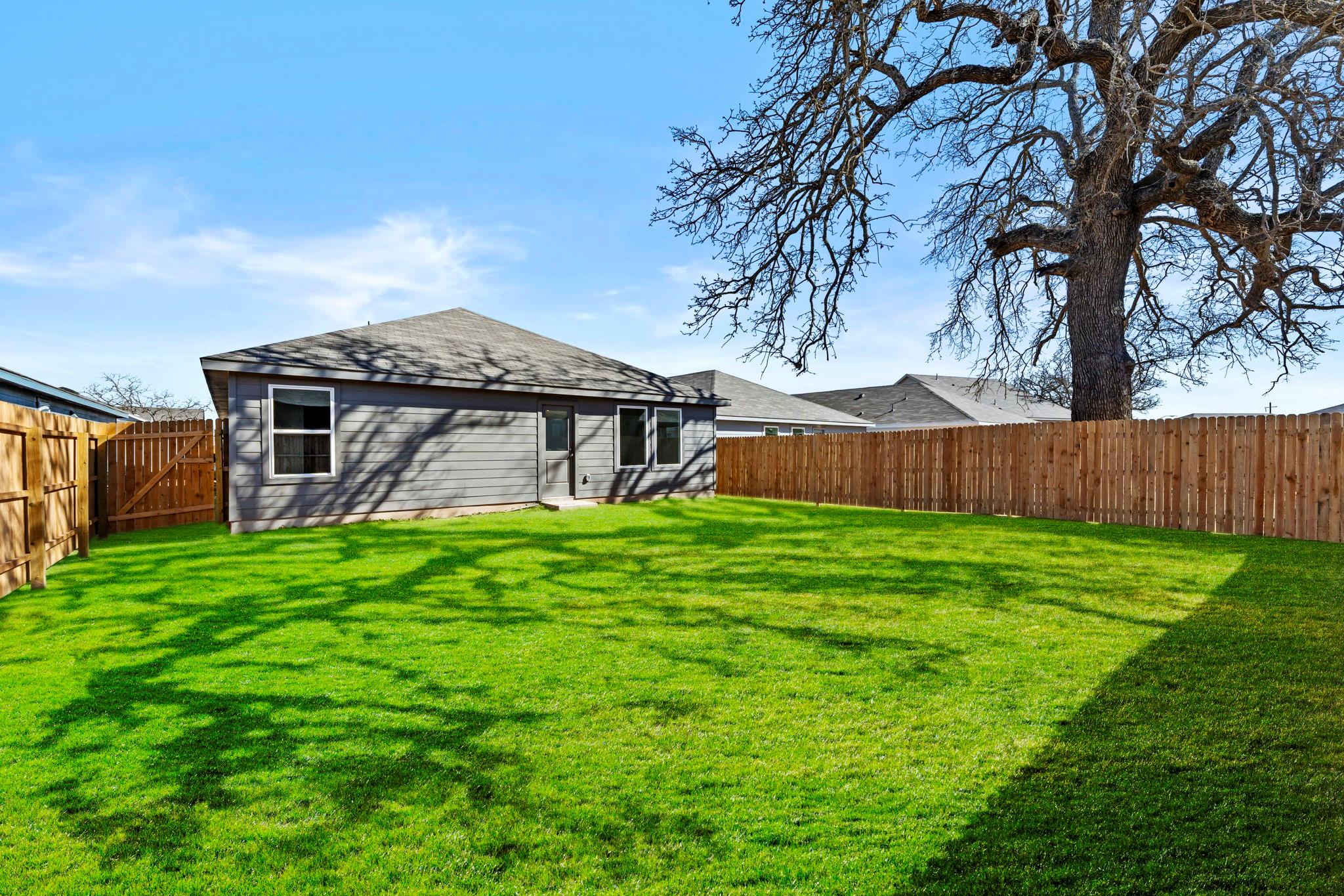 107 Ellendale PL