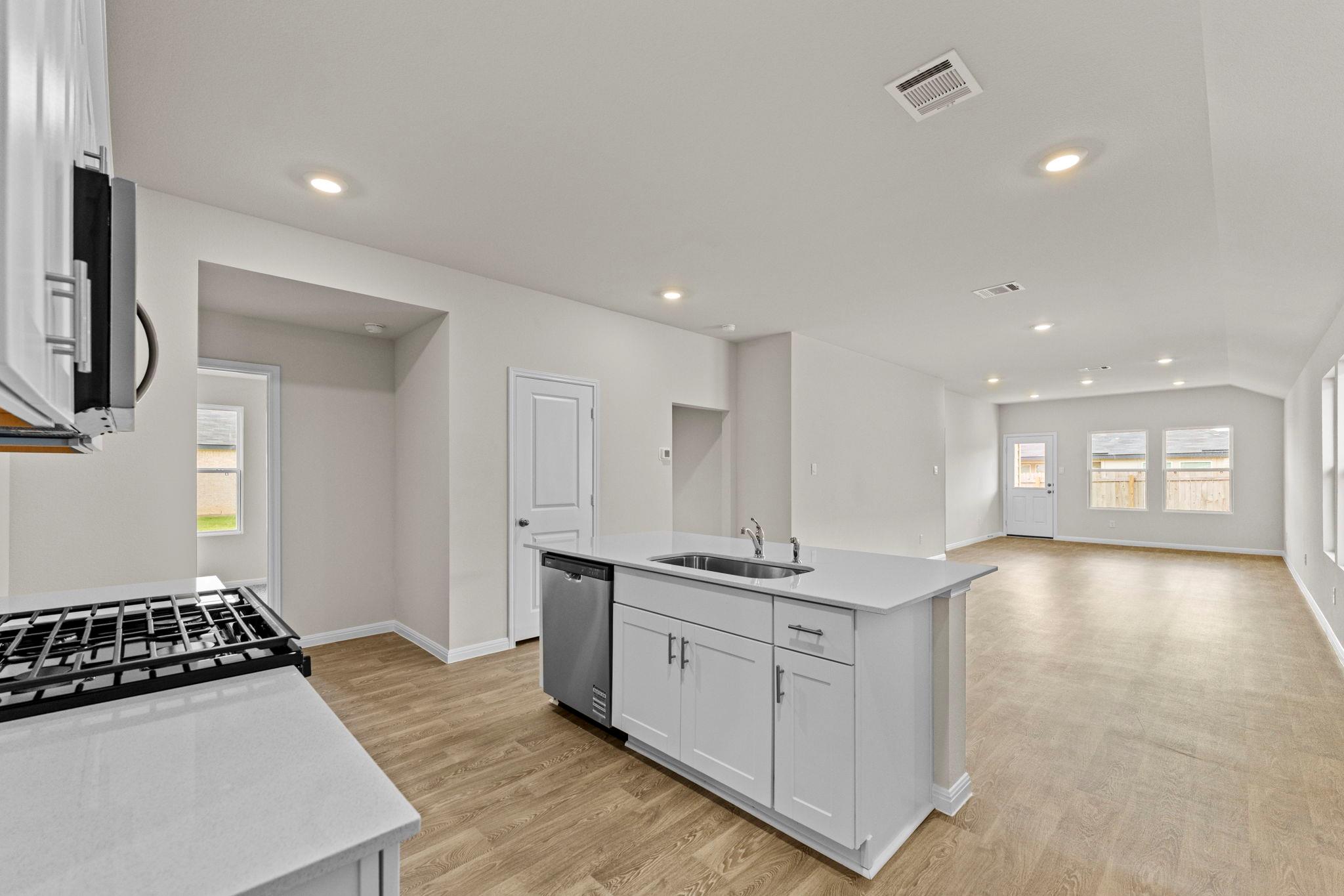 160 RAYMONDVILLE PATH
