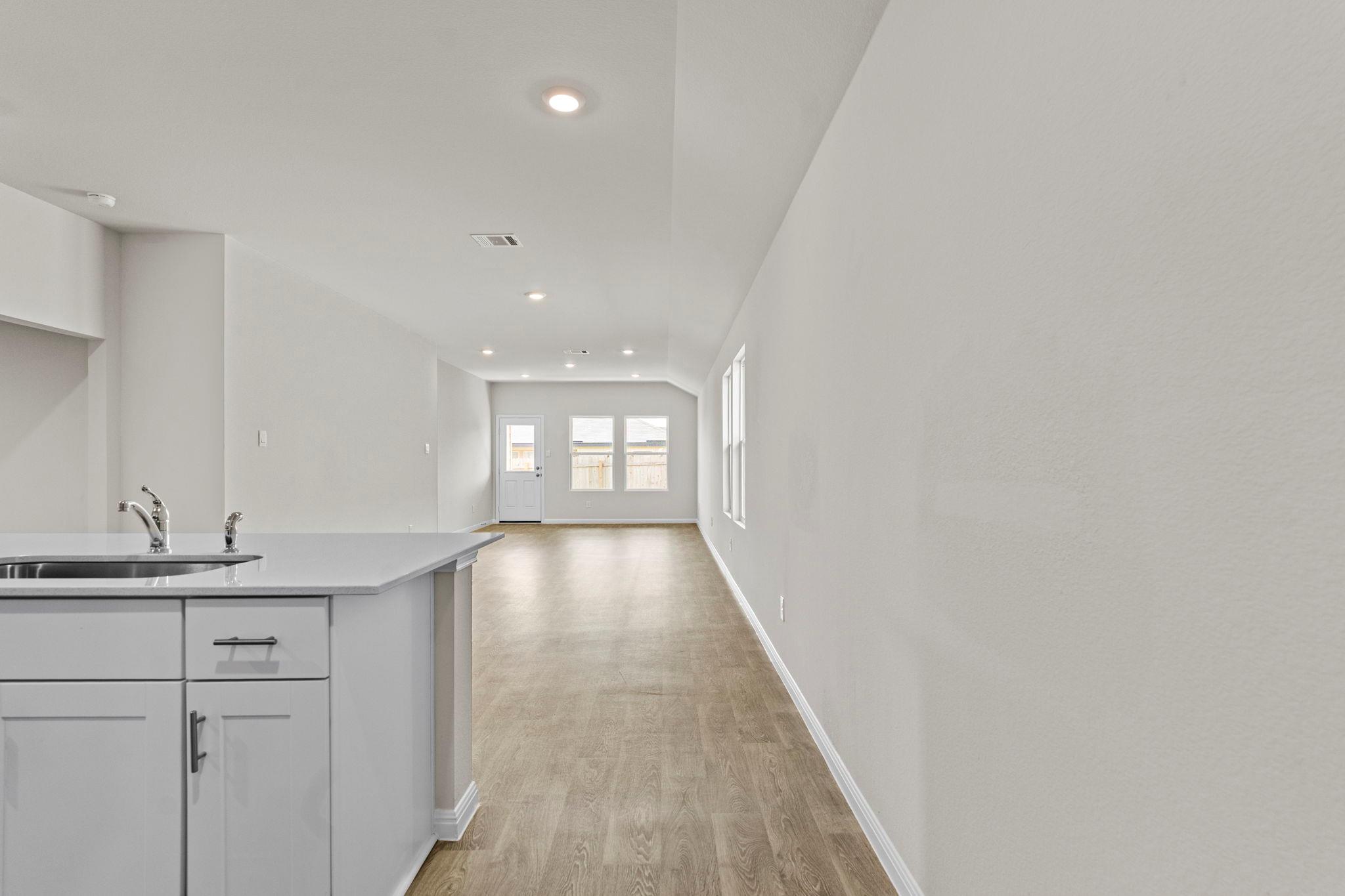 160 RAYMONDVILLE PATH