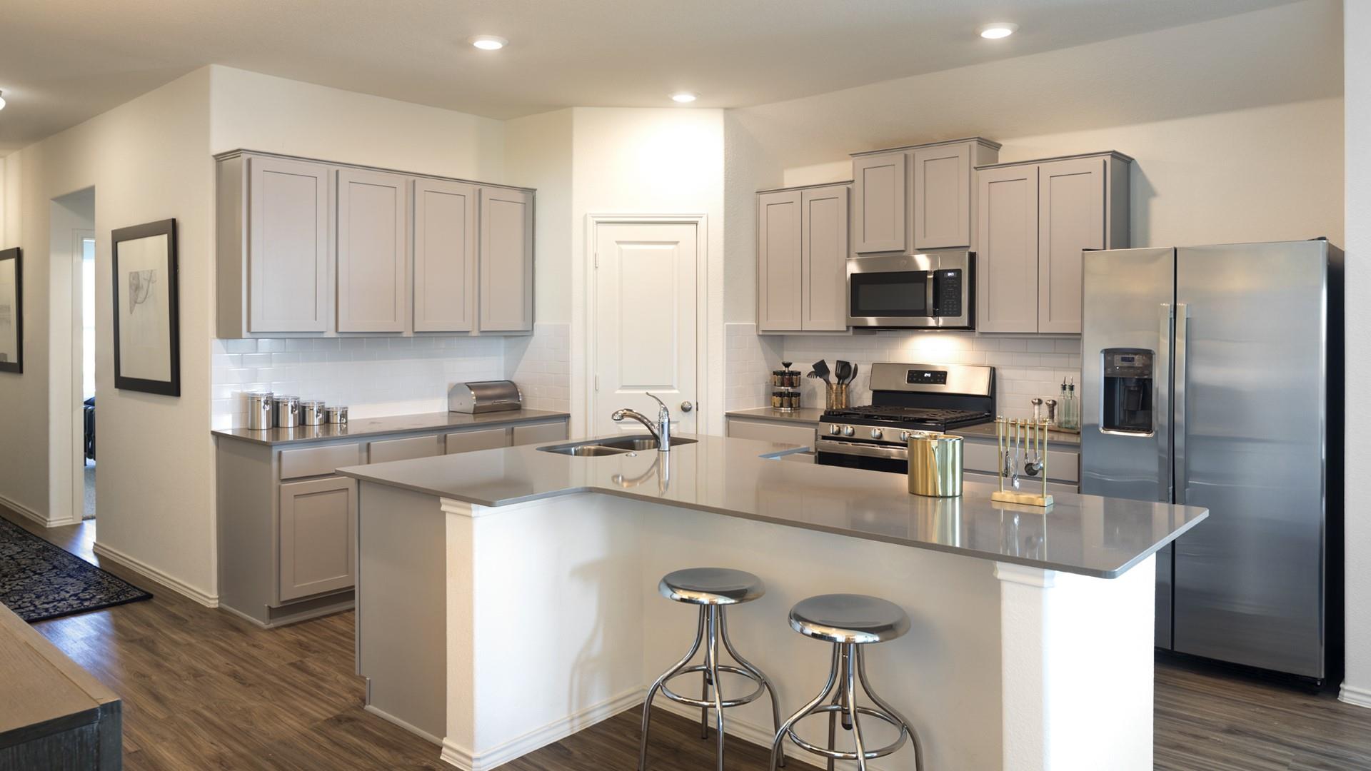 17816 Indigo Bunting LN