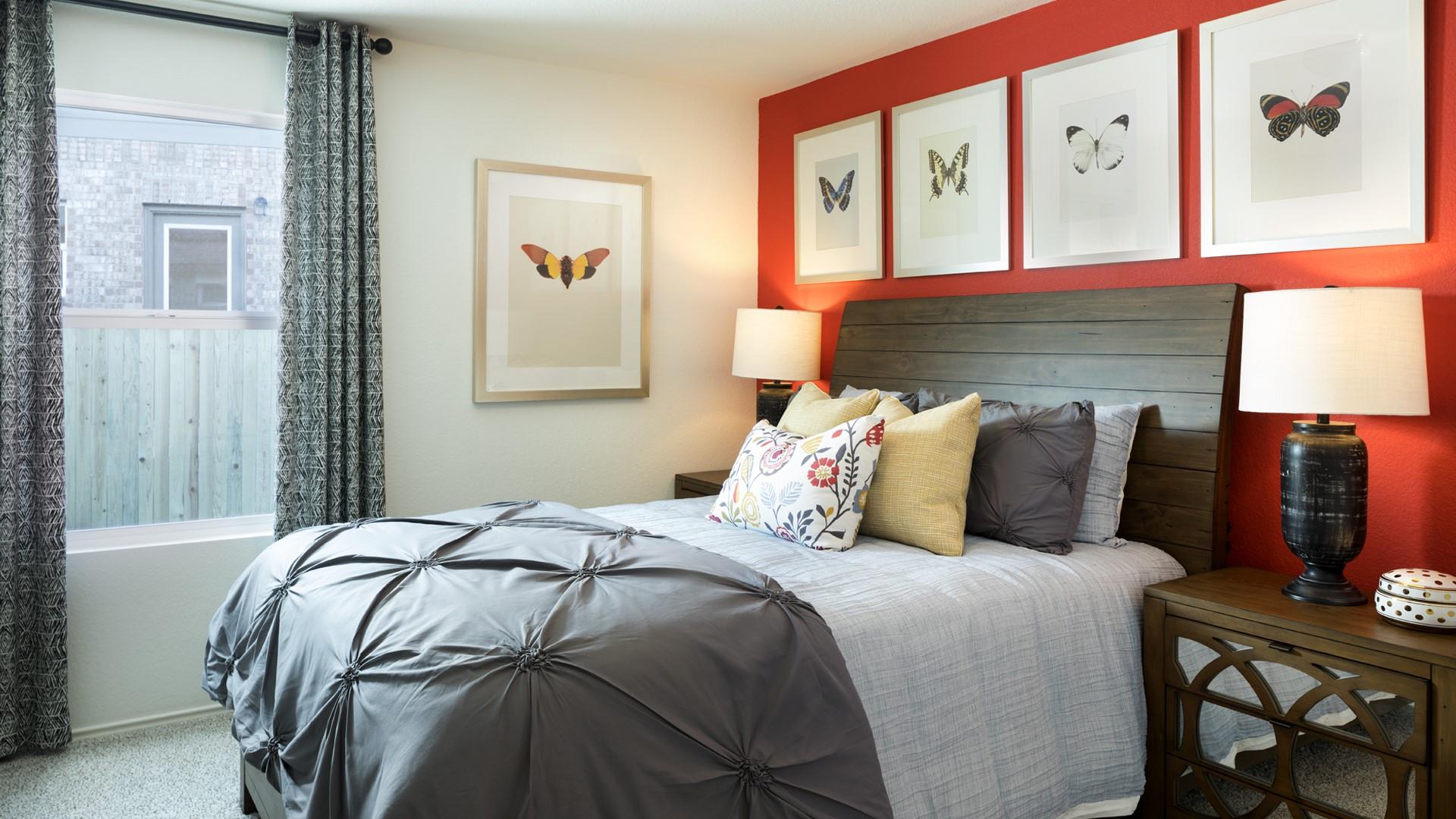 17816 Indigo Bunting LN