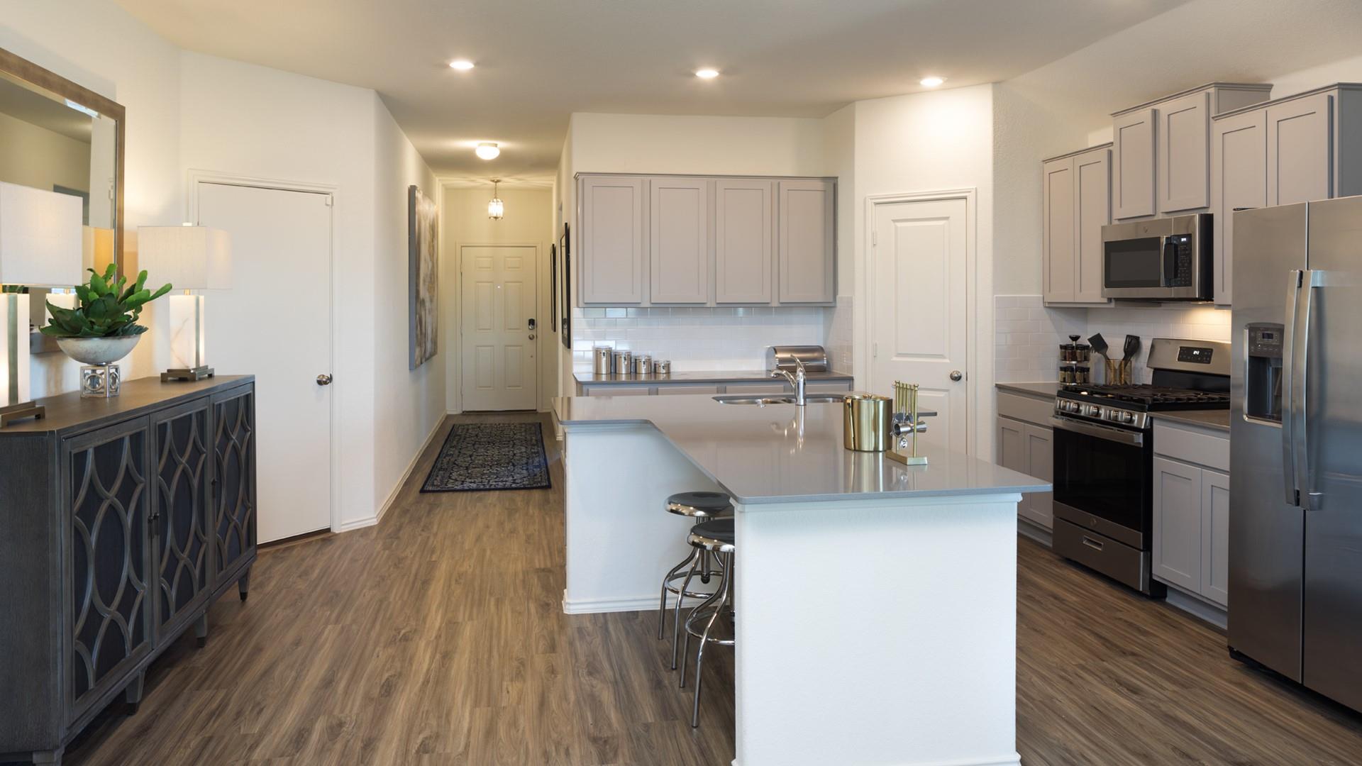 17816 Indigo Bunting LN