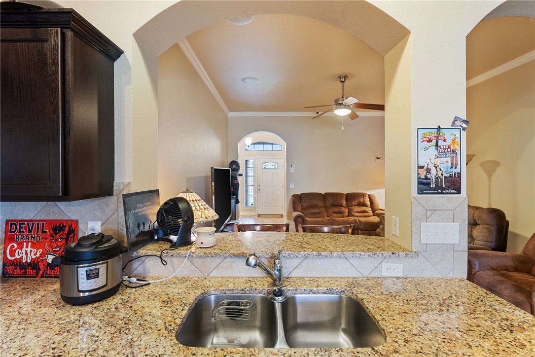 2930 Alta Gigonella St