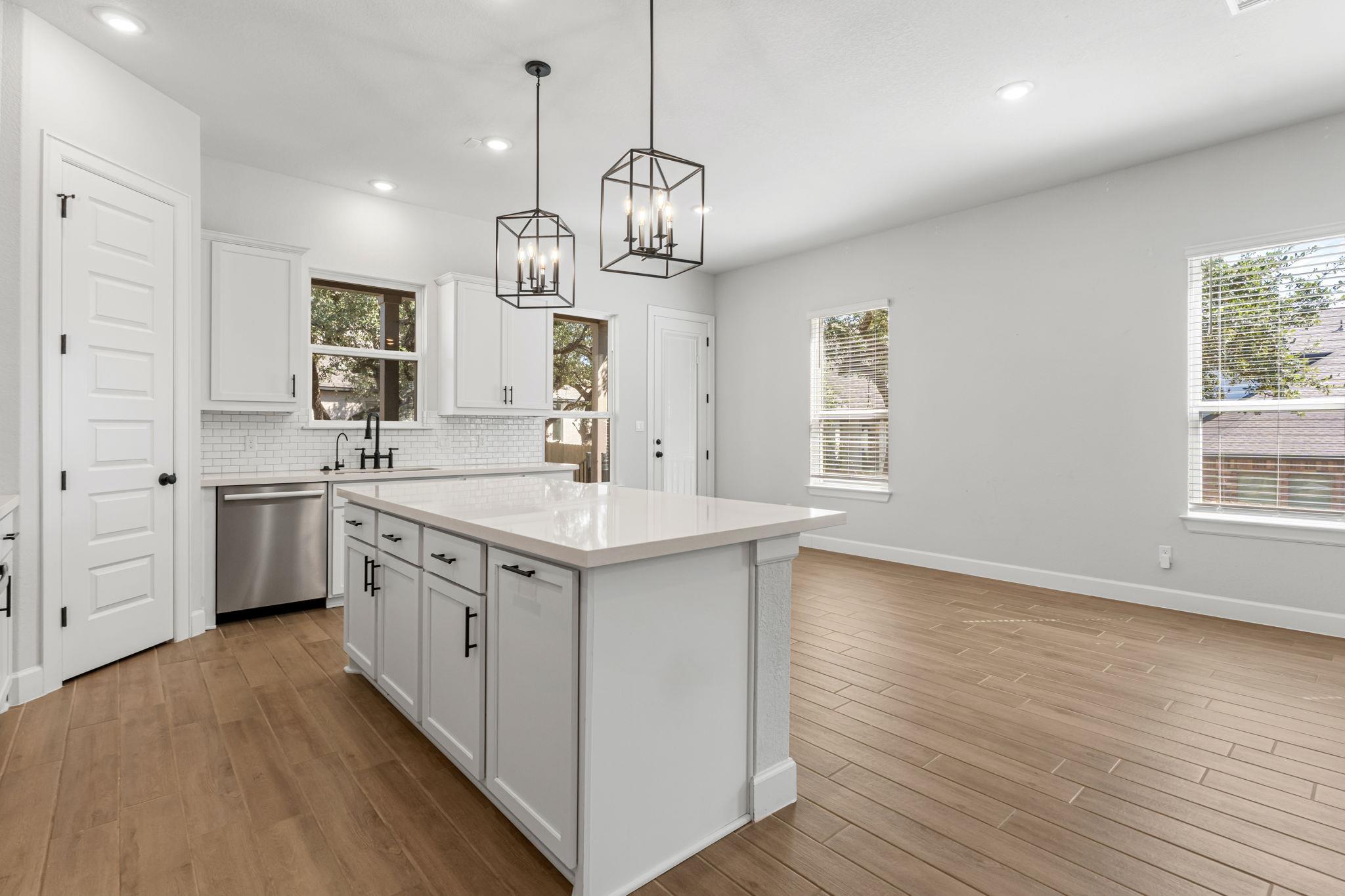 202 Blue Jasmine TRL