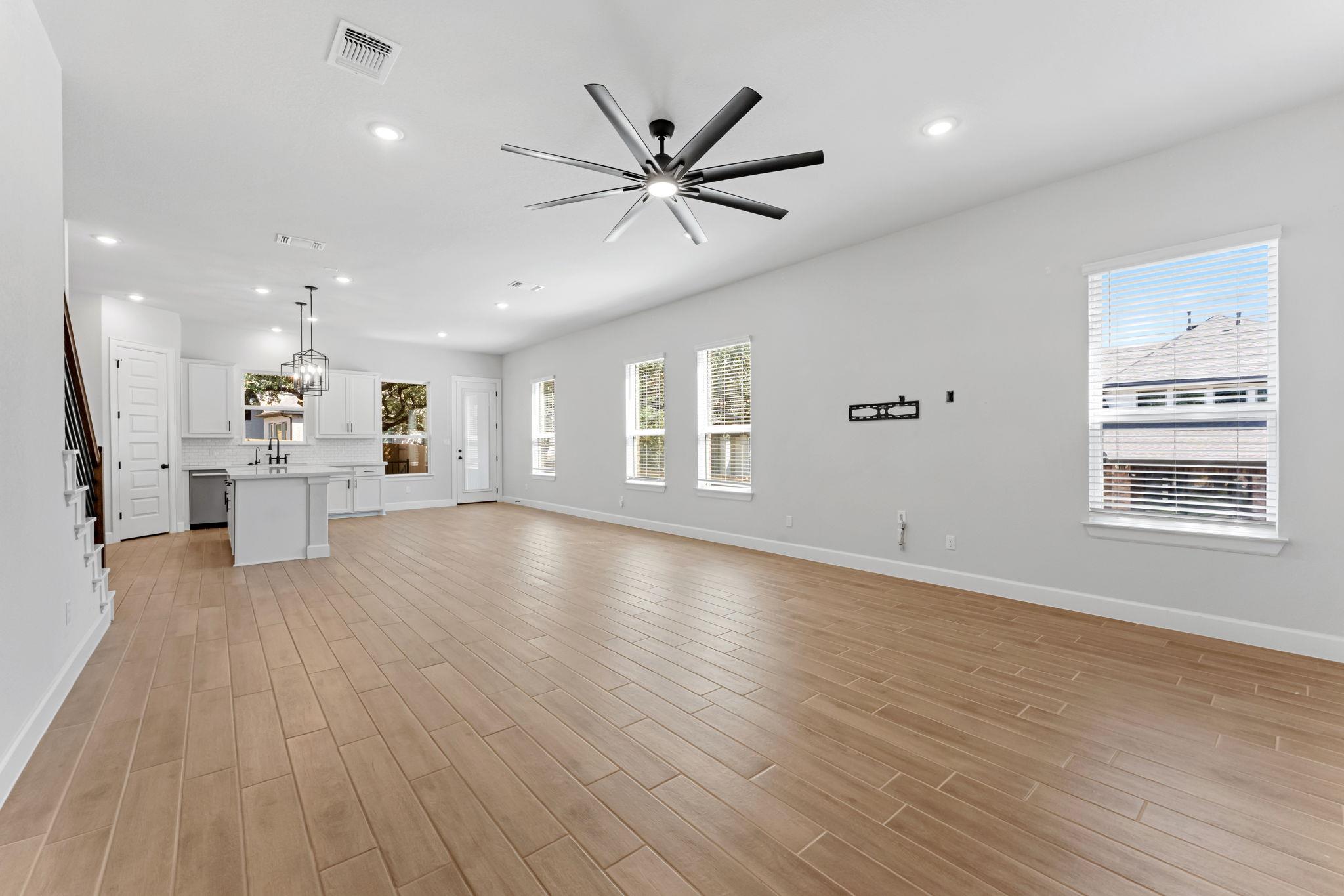 202 Blue Jasmine TRL