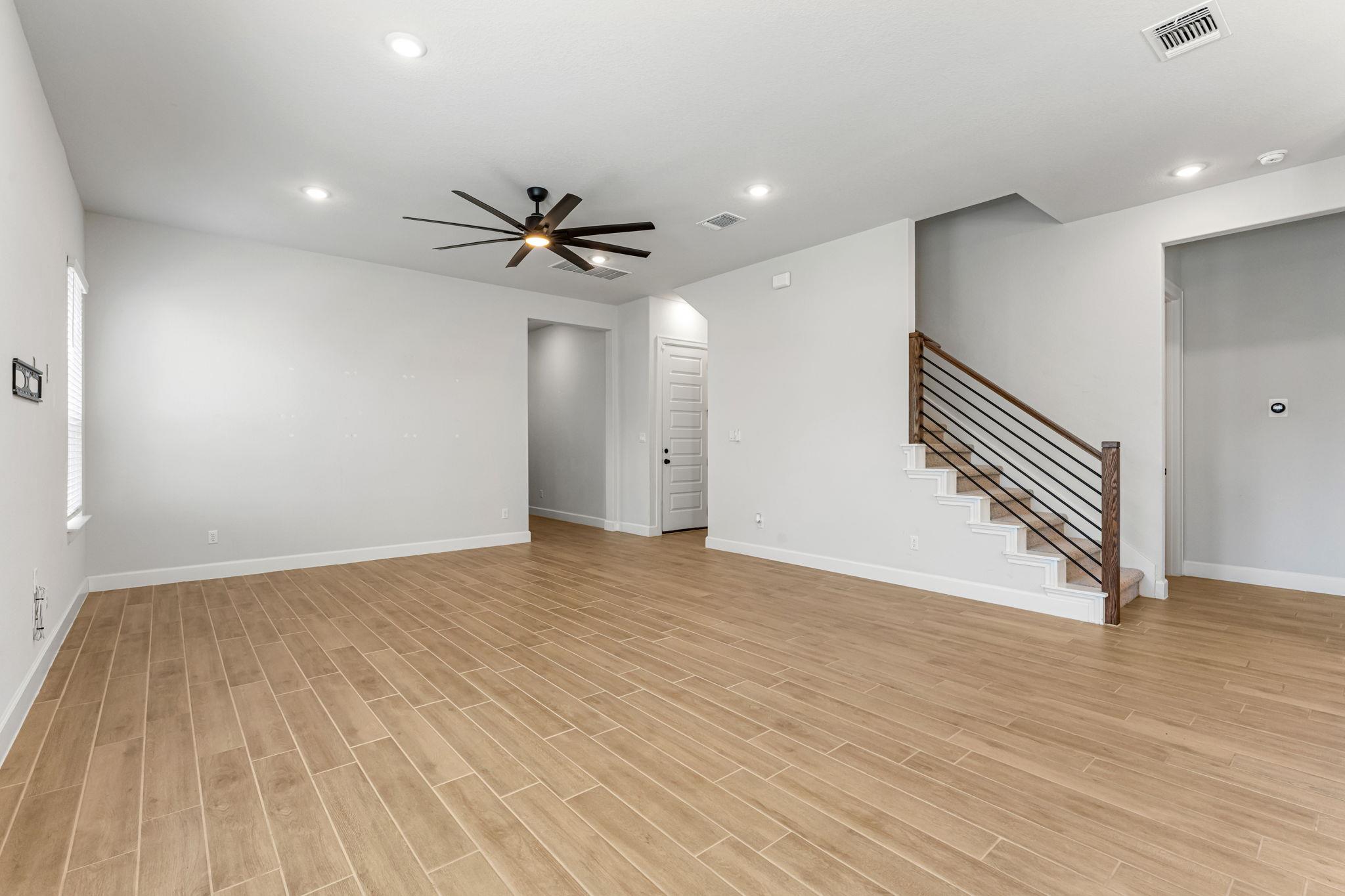202 Blue Jasmine TRL