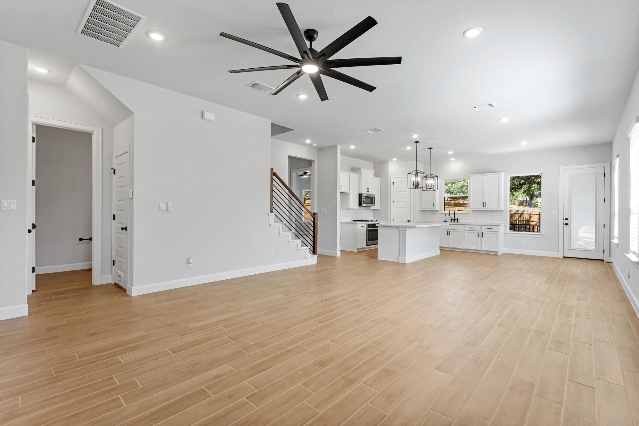 202 Blue Jasmine TRL