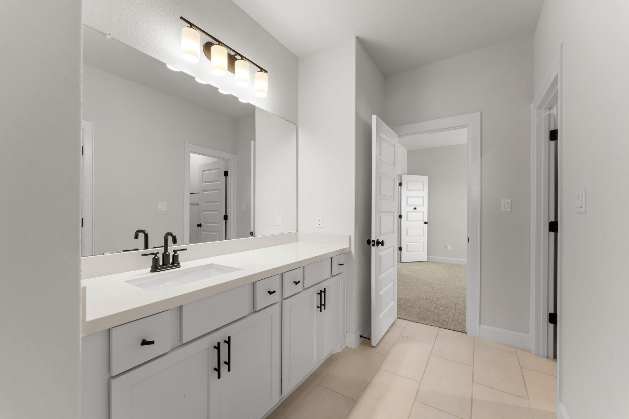 202 Blue Jasmine TRL