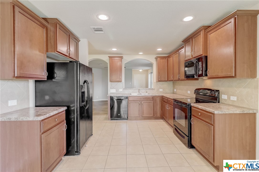 2446 Fayette Drive