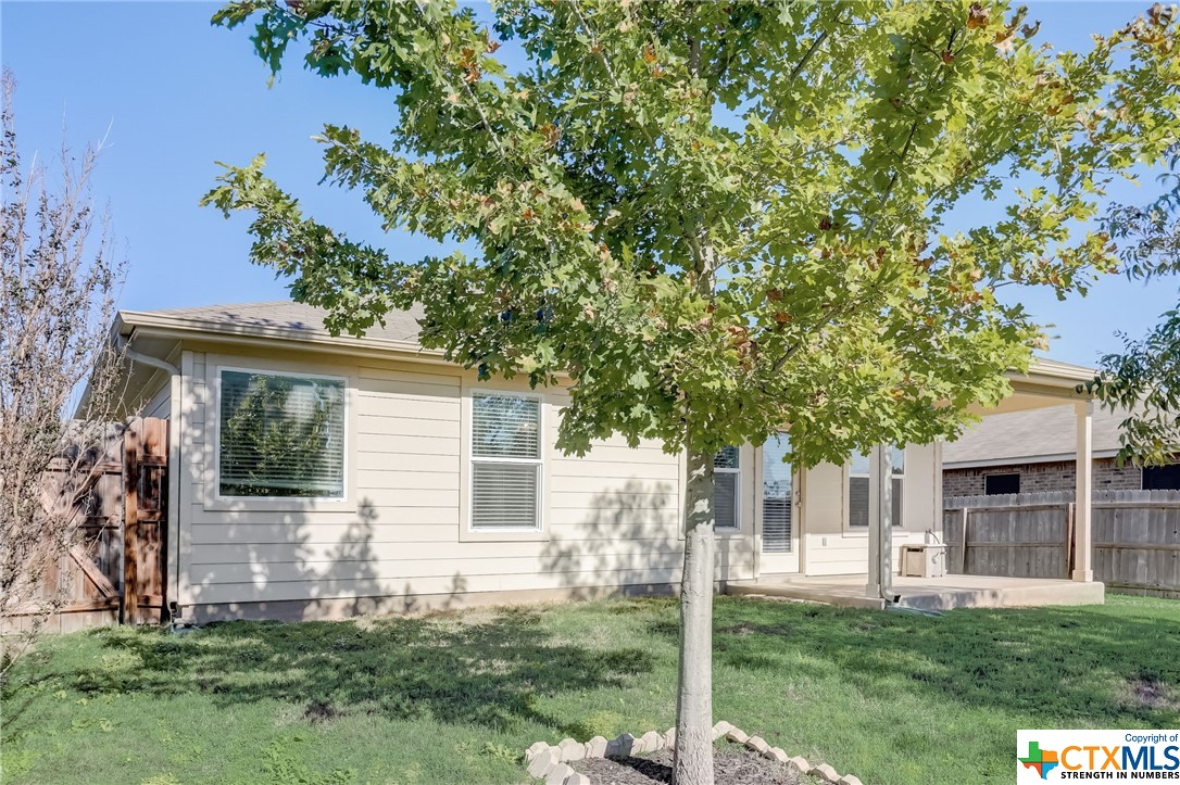 2446 Fayette Drive