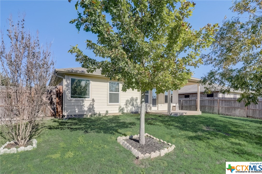 2446 Fayette Drive