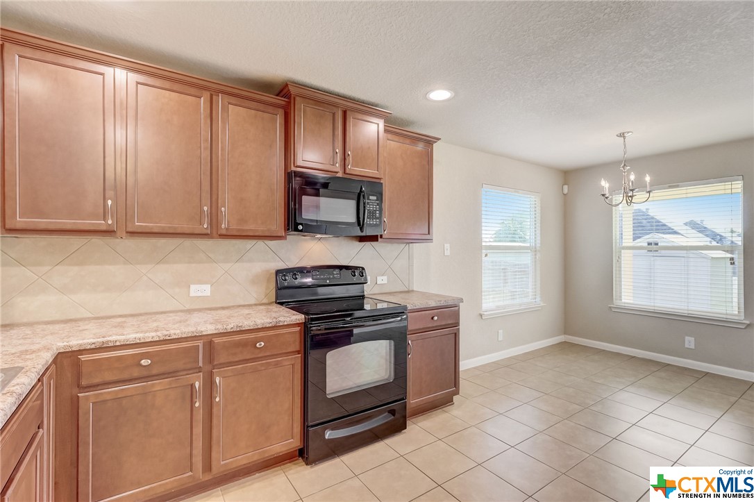 2446 Fayette Drive