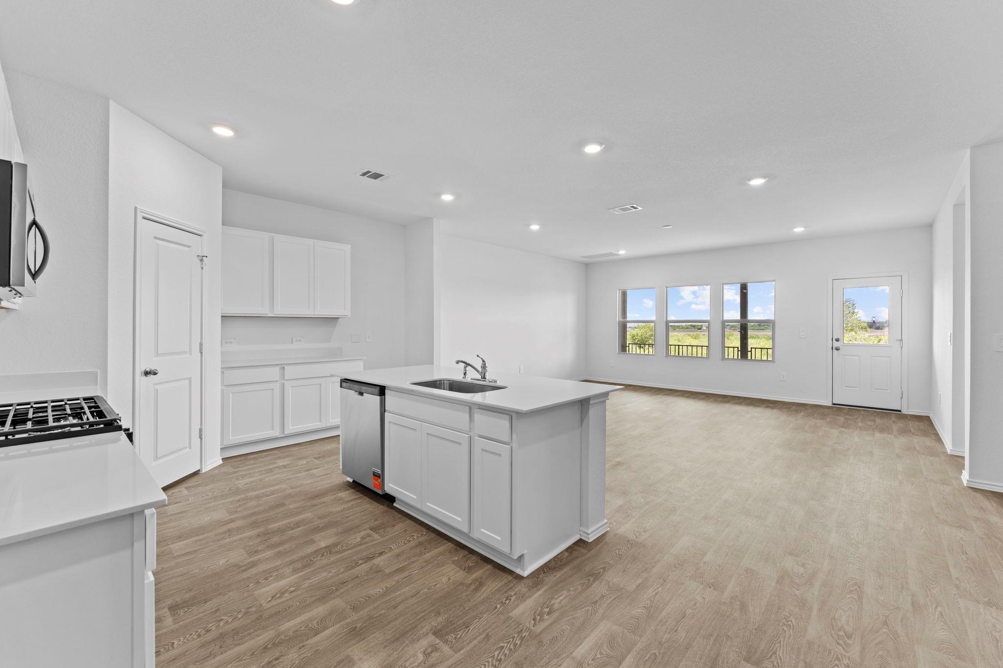 12200 Silverton Tree BND