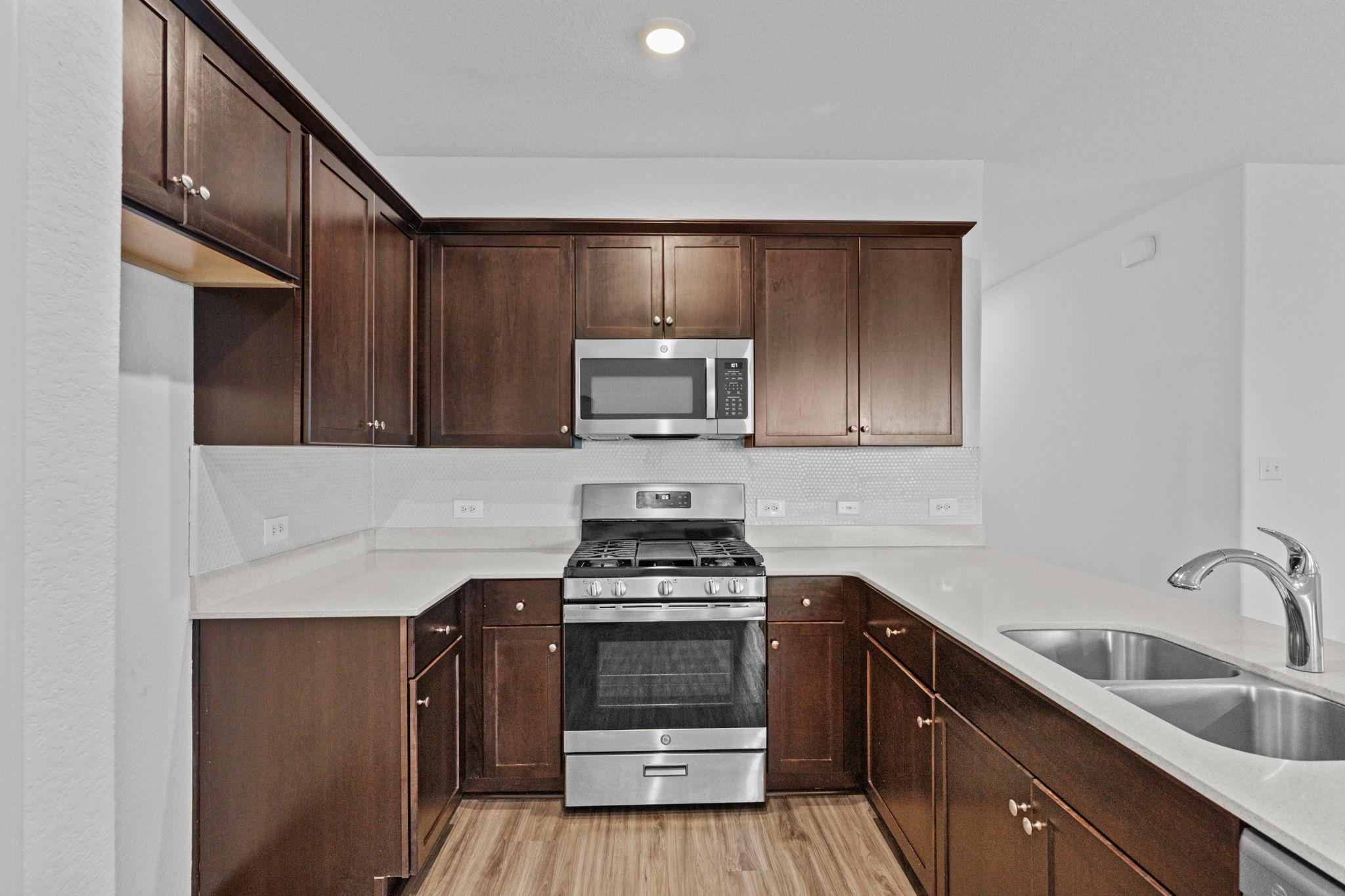 13704 Tordillo DR