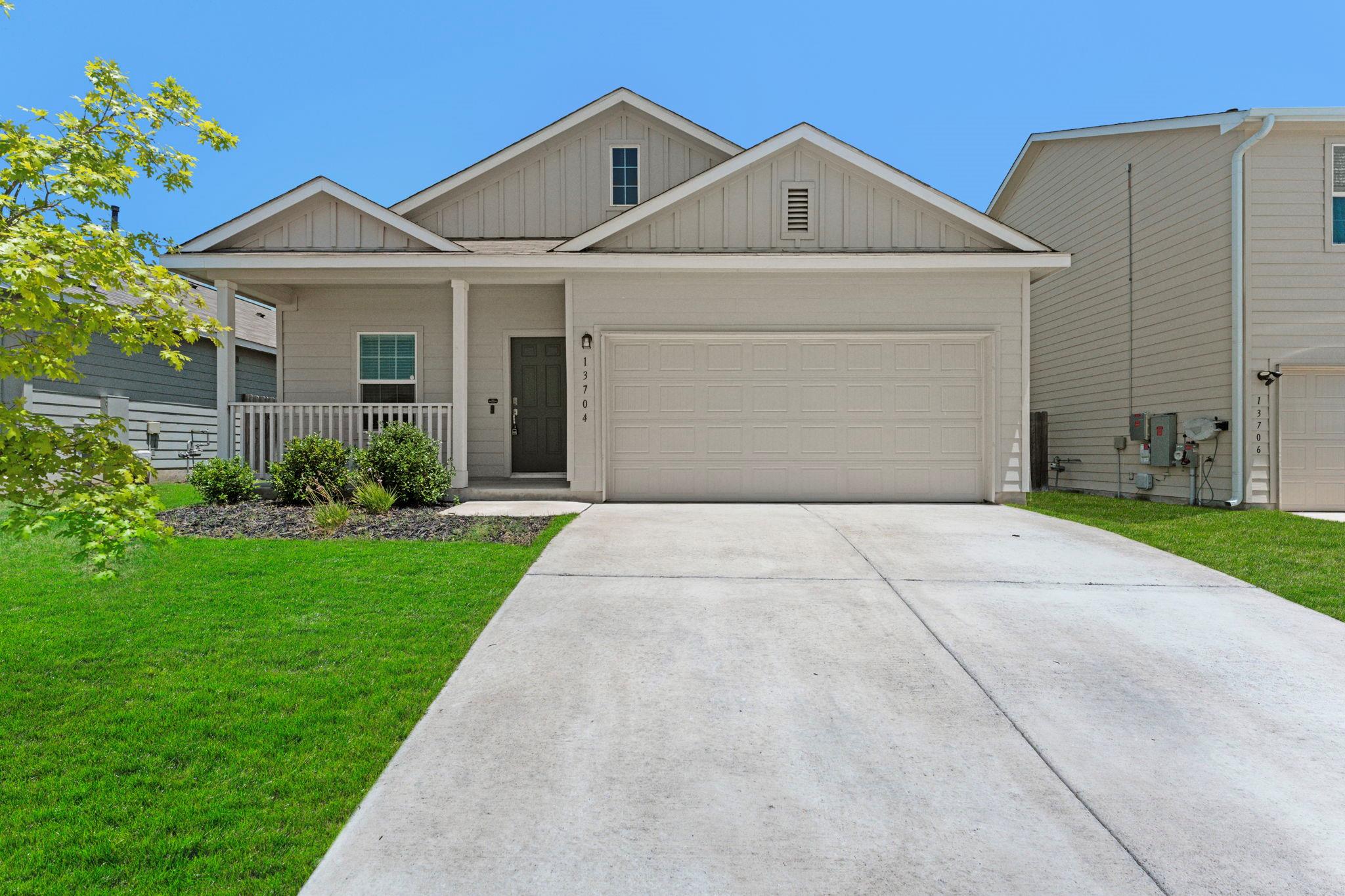 13704 Tordillo DR