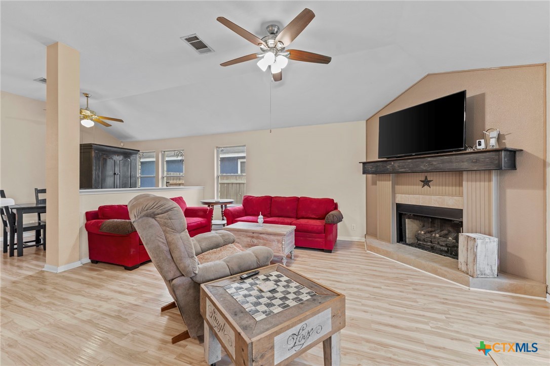 217 Sunshadow Drive