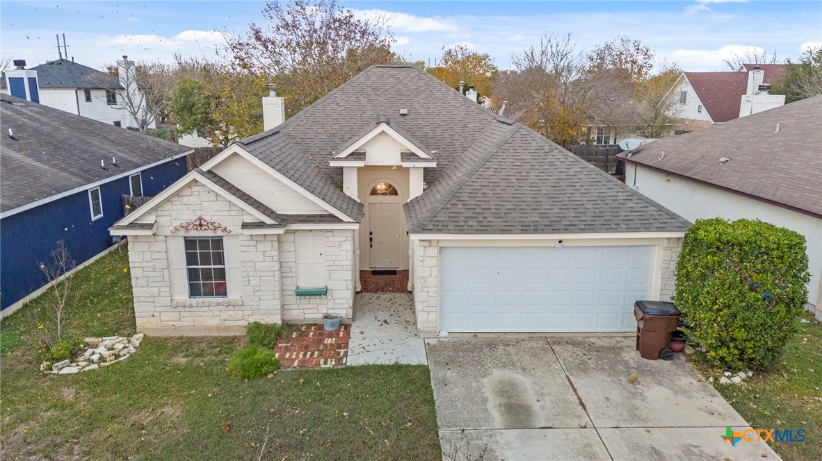 217 Sunshadow Drive