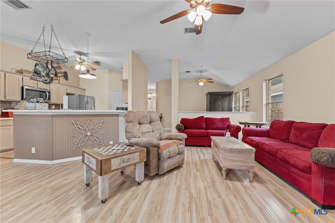 217 Sunshadow Drive