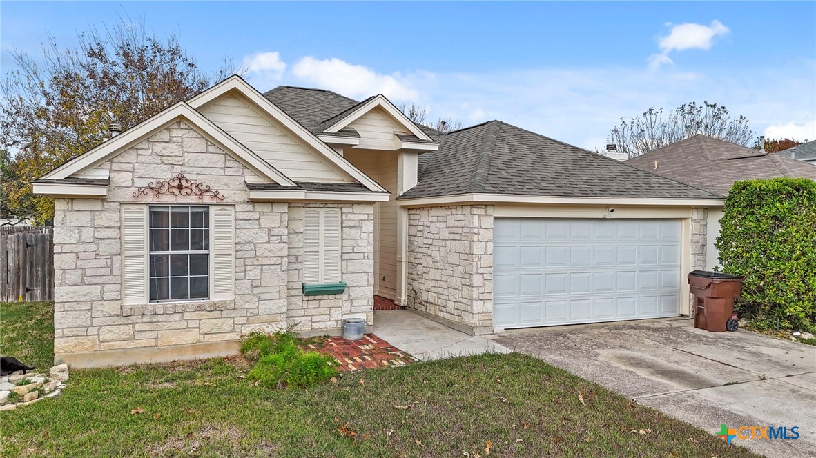 217 Sunshadow Drive