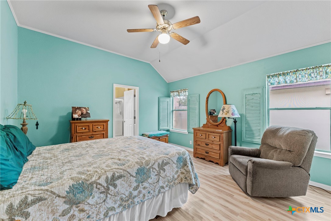 217 Sunshadow Drive