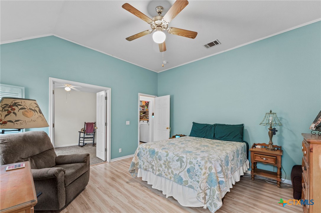 217 Sunshadow Drive