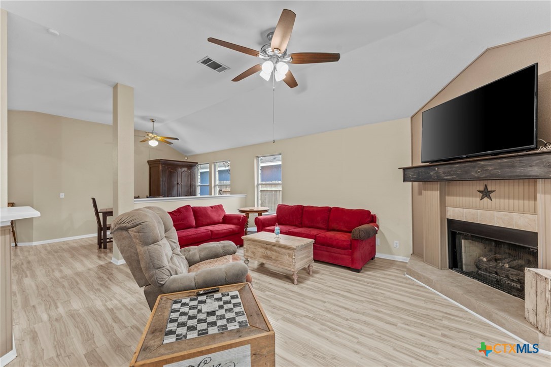 217 Sunshadow Drive