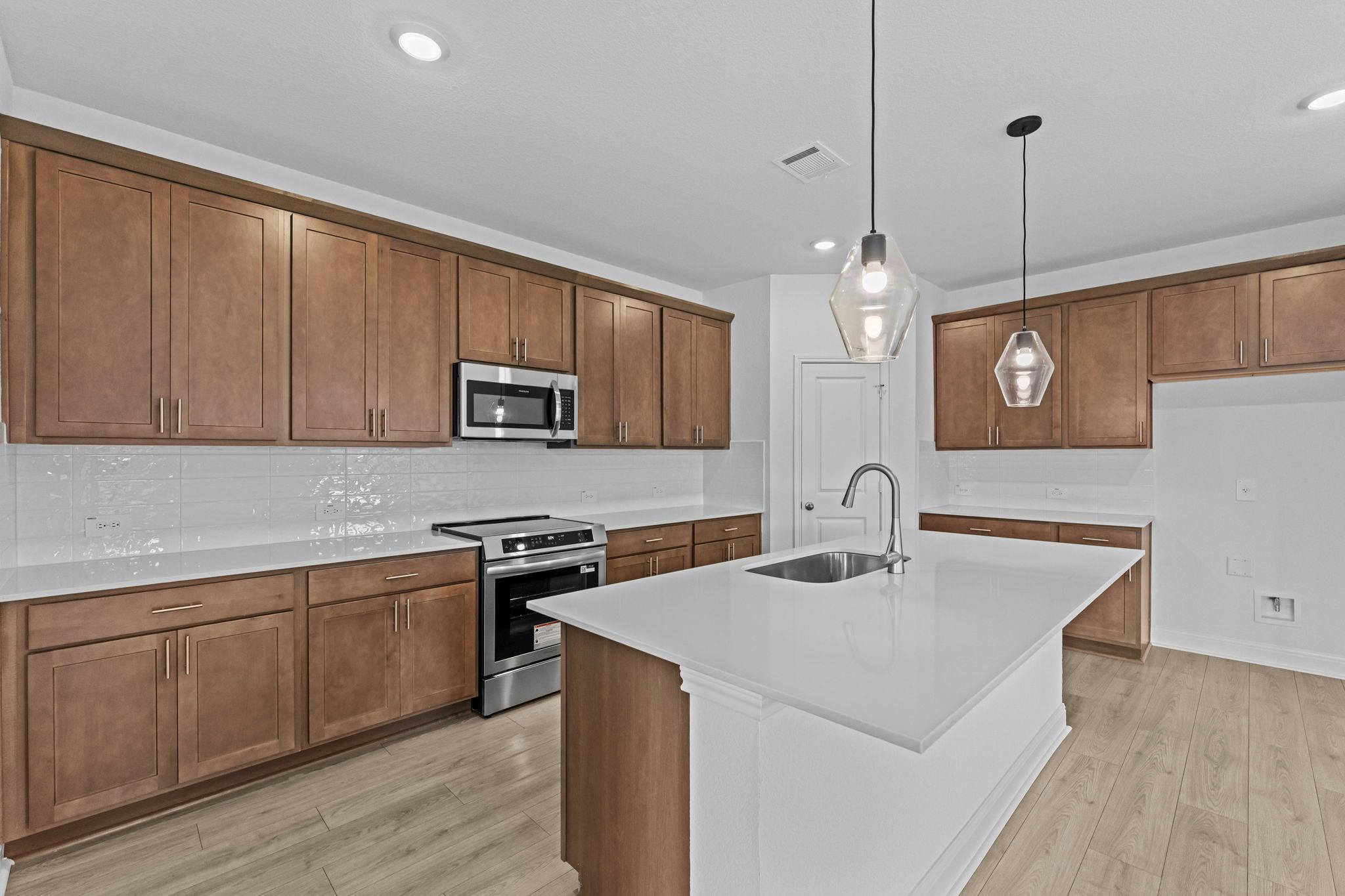 253 Rivers Edge DR
