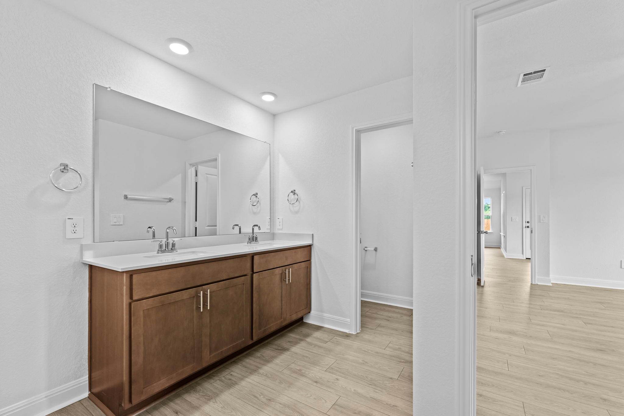 253 Rivers Edge DR