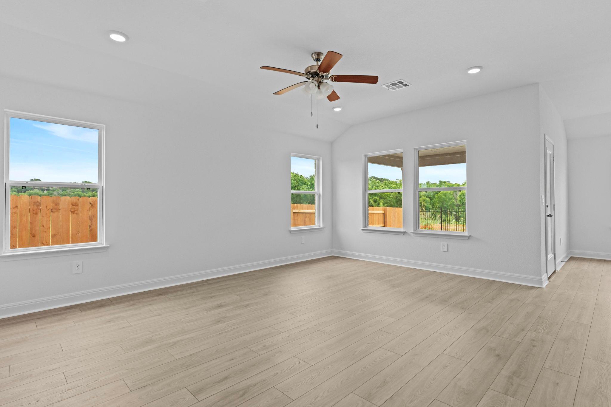 253 Rivers Edge DR