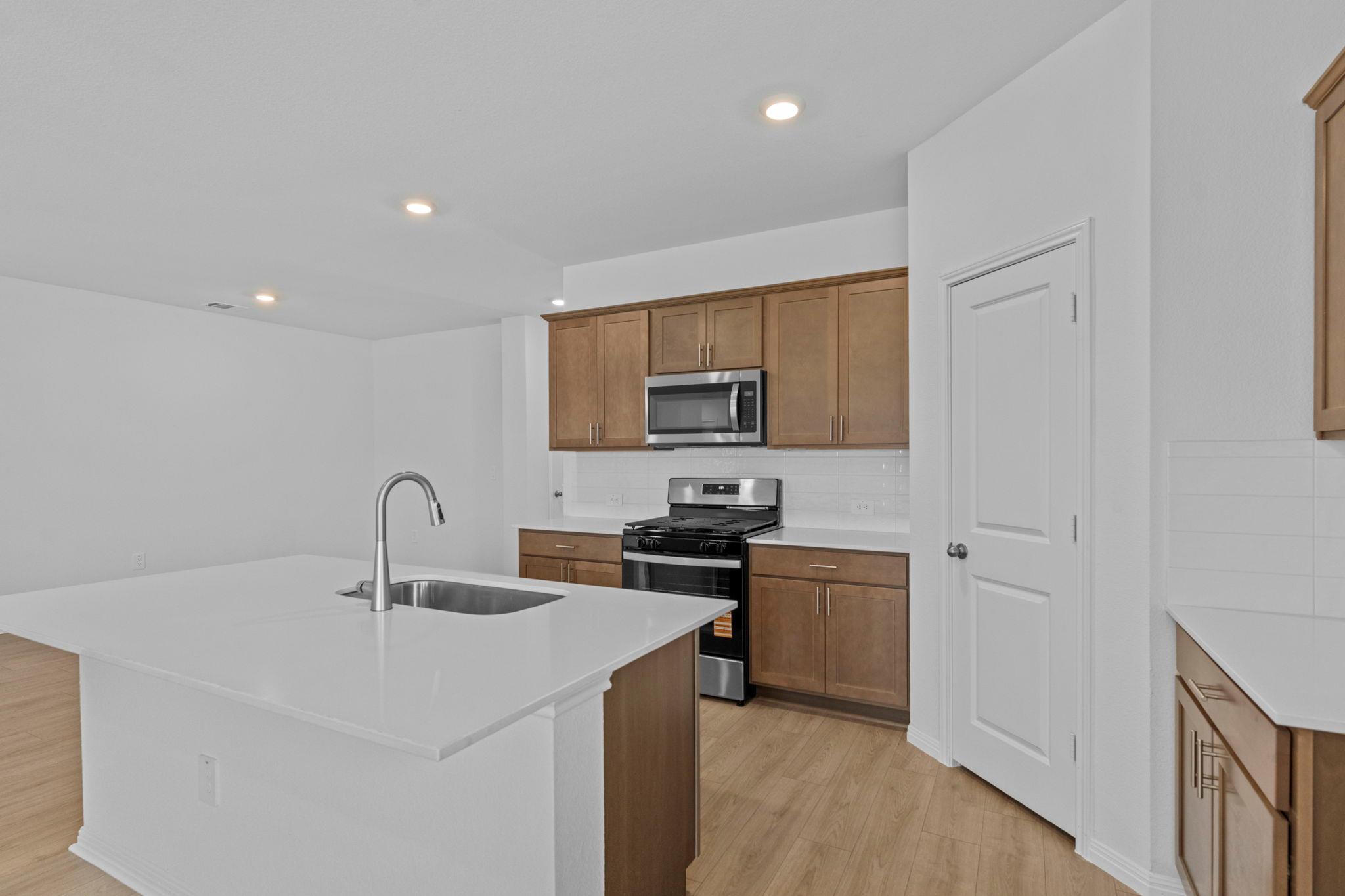 1836 Dandy Brush DR