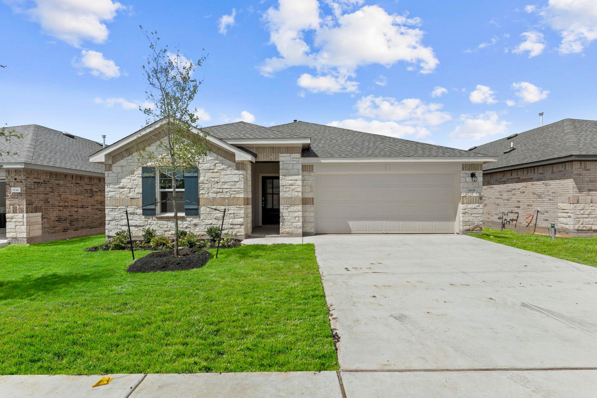 1836 Dandy Brush DR