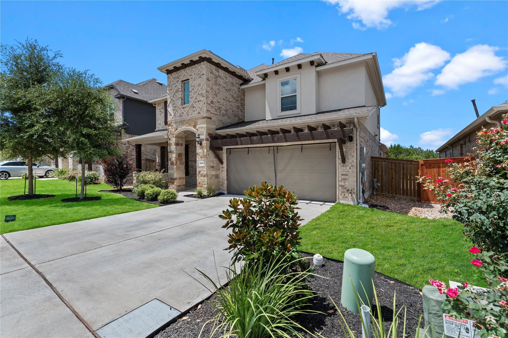 1009 Amber Creek WAY
