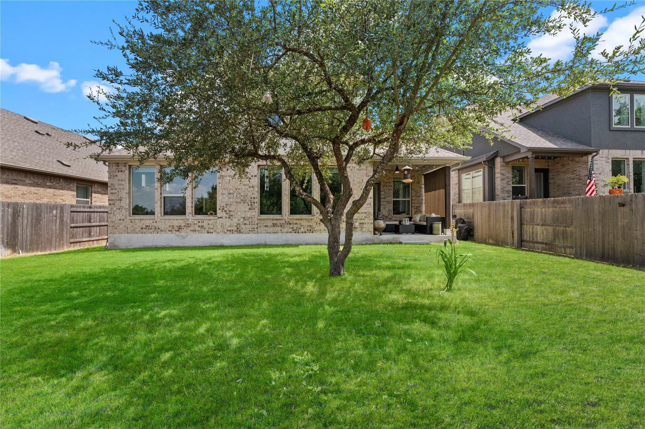 1009 Amber Creek WAY