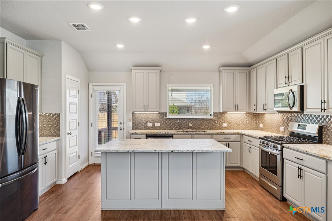 2034 Egret Avenue