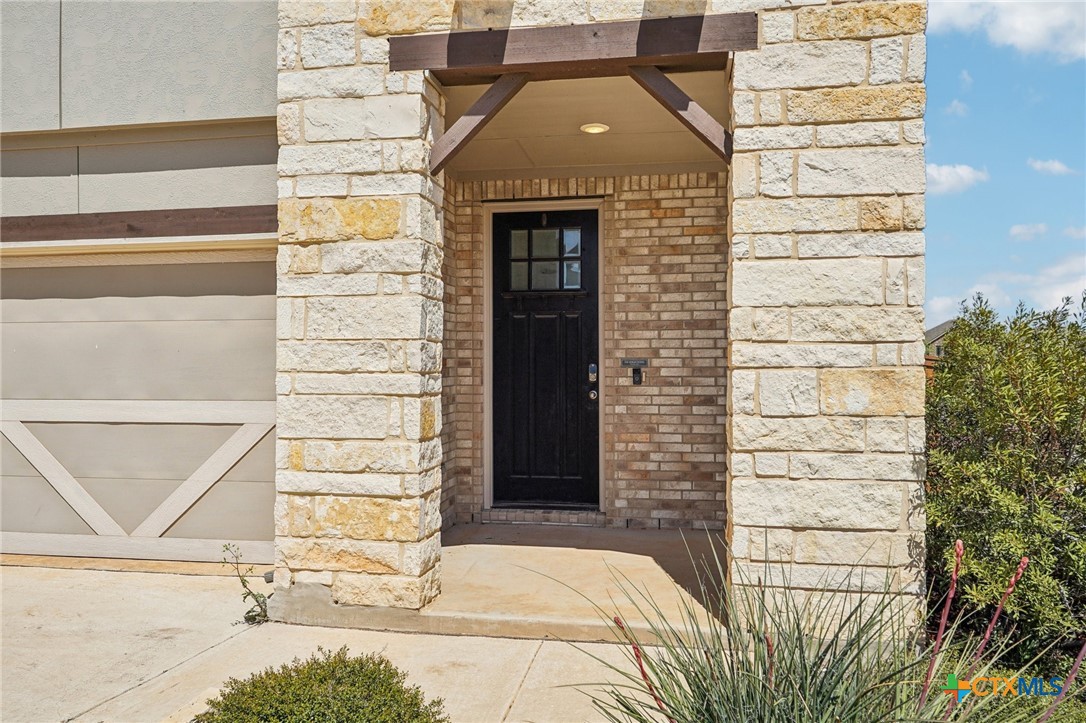 2034 Egret Avenue