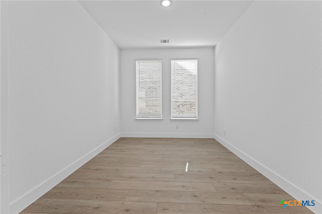 5520 Paschal Park