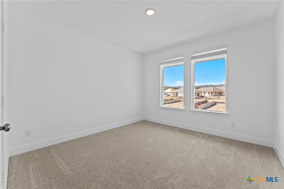 5520 Paschal Park