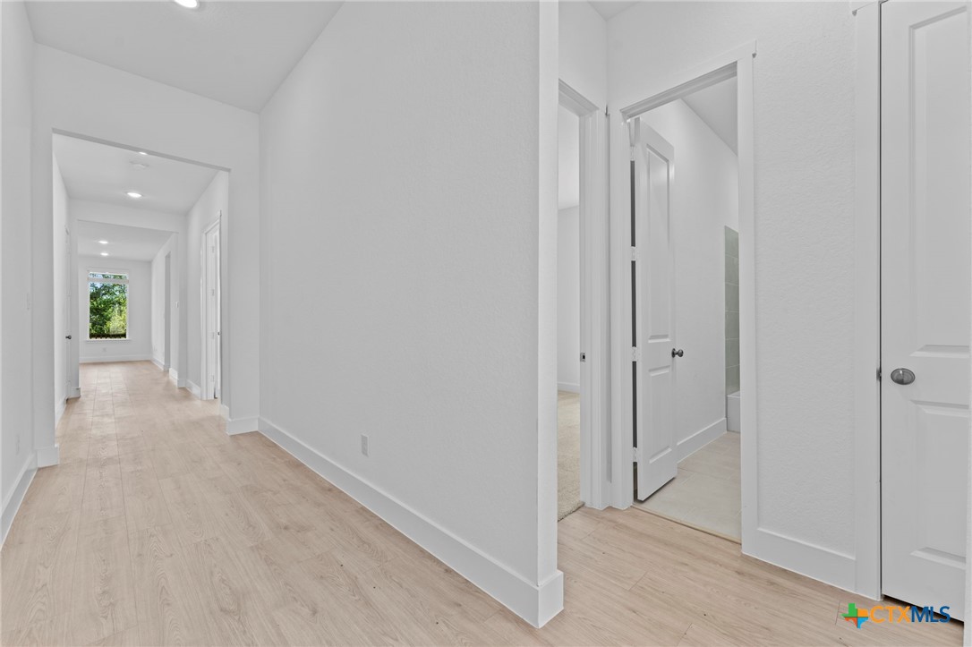 5536 Paschal Park