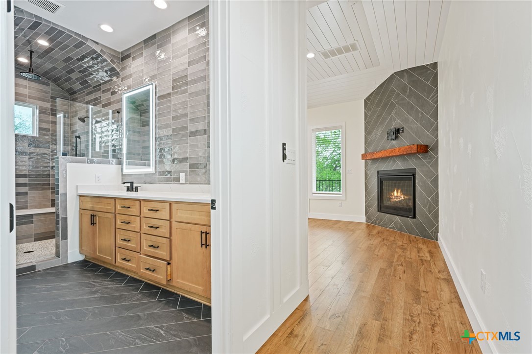 670 Magazine Avenue
