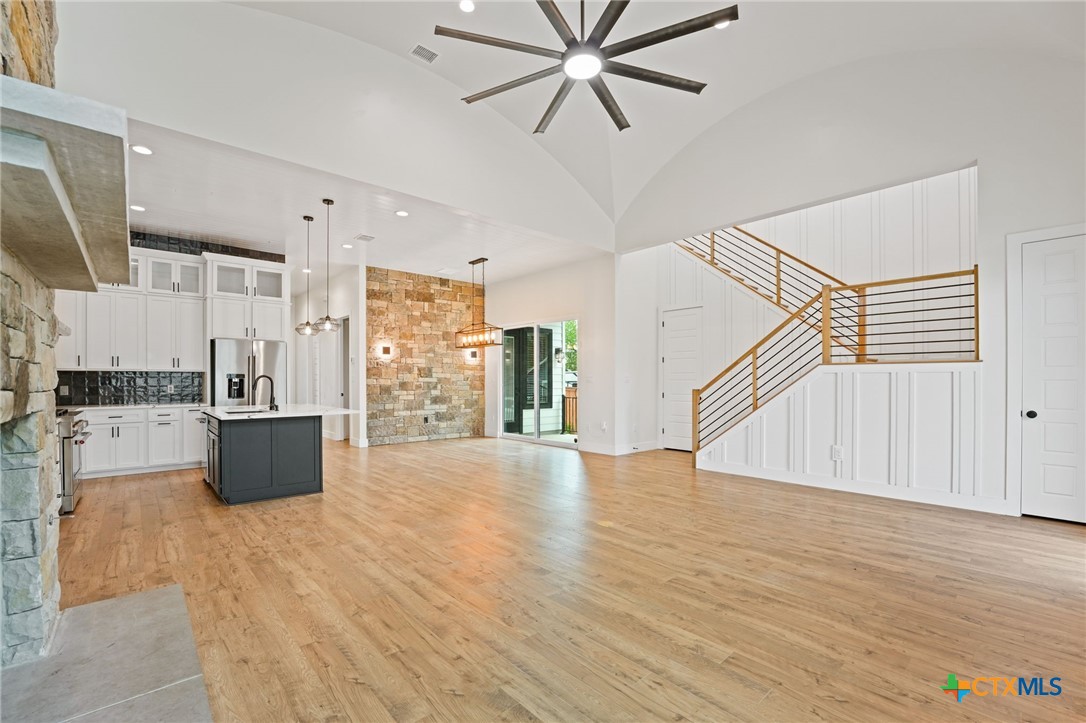670 Magazine Avenue