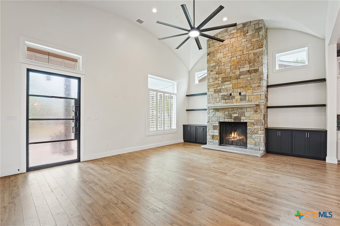 670 Magazine Avenue