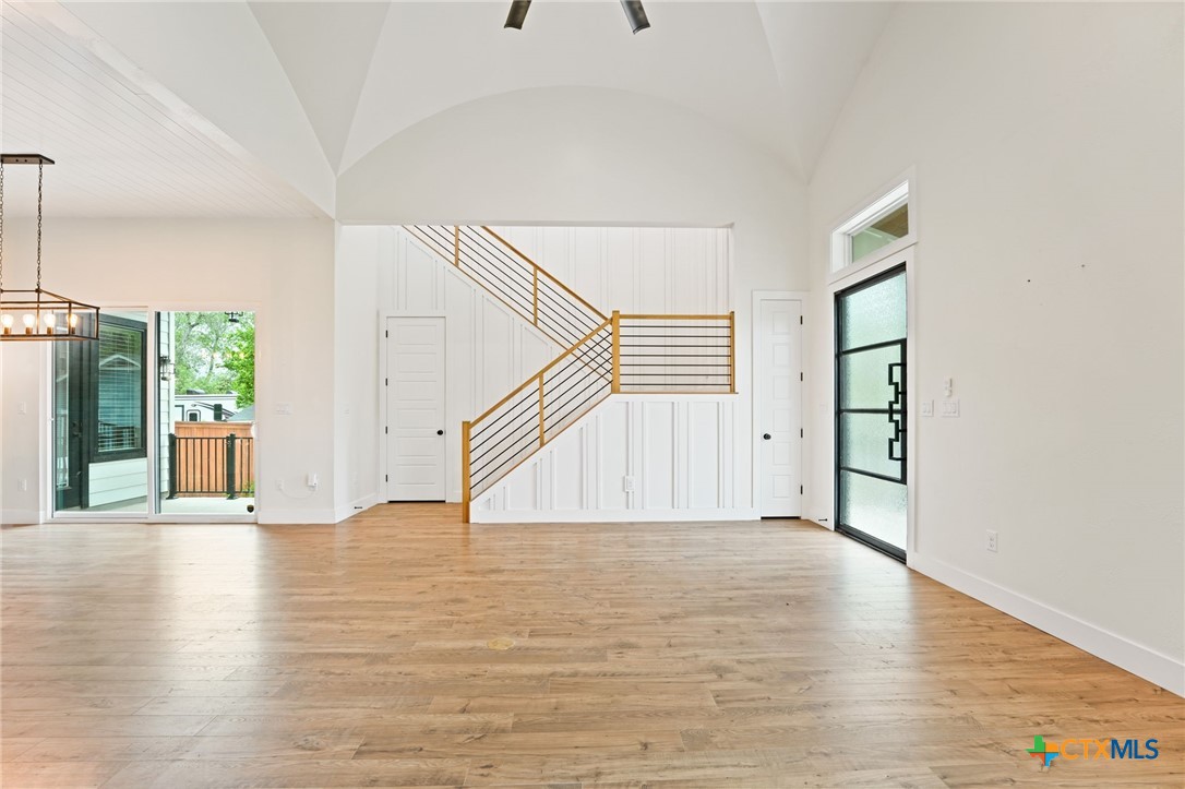 670 Magazine Avenue
