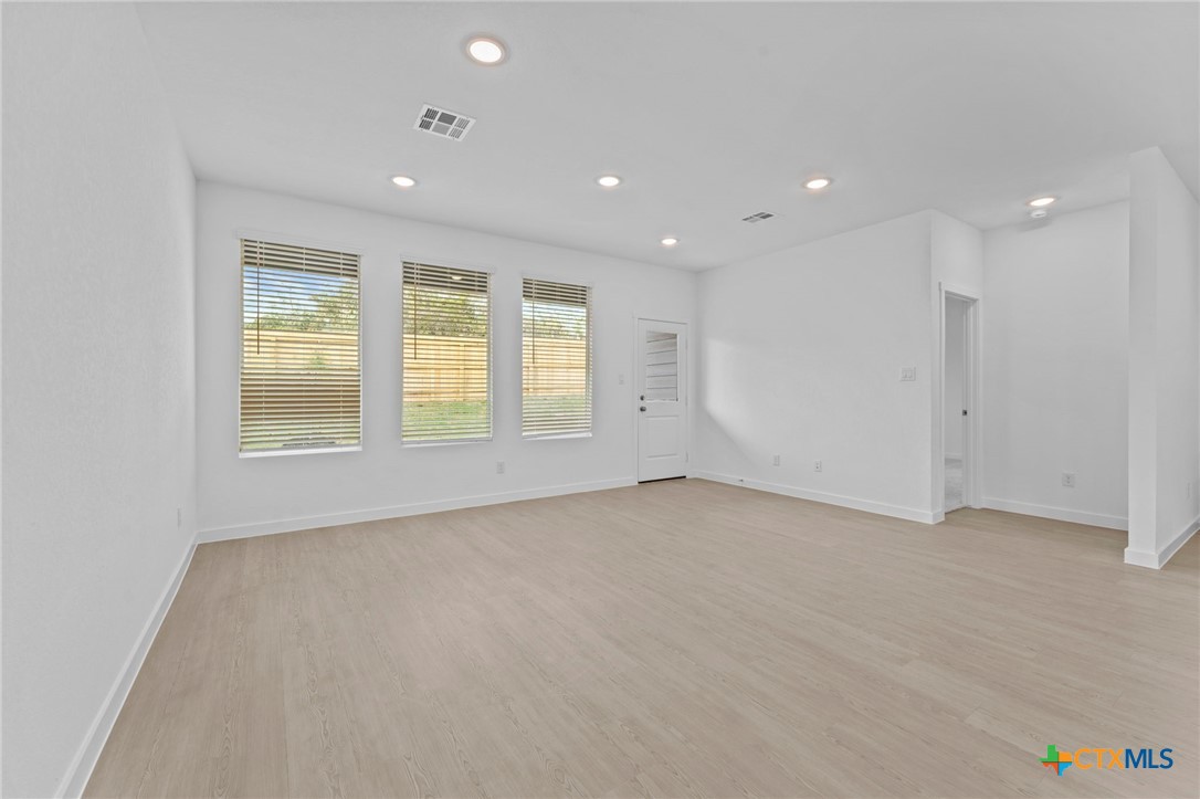 3828 Northaven Trail