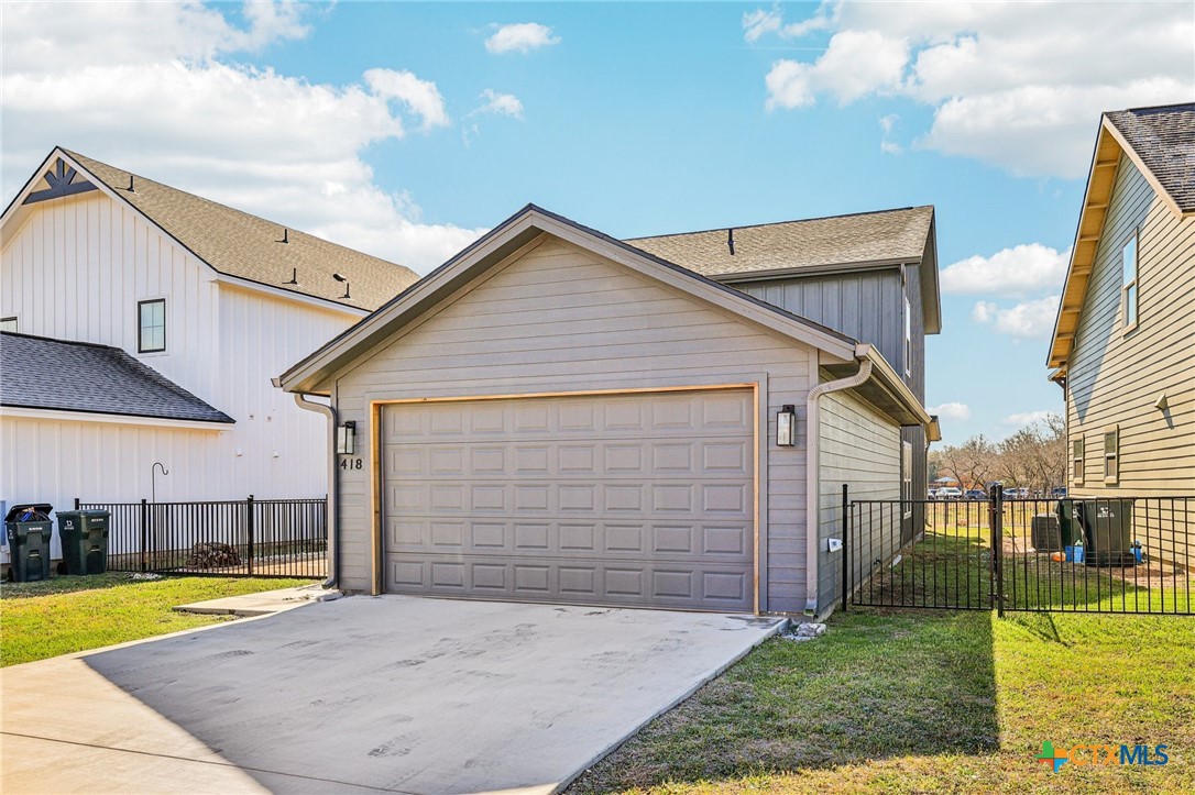 418 Stagecoach Trail