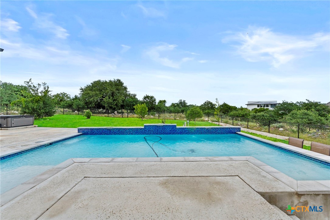 1347 Bordeaux Lane