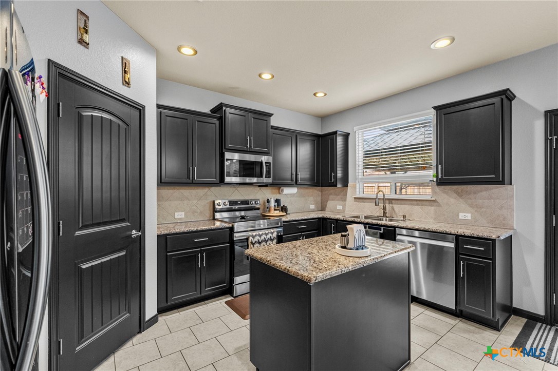673 sheridan park