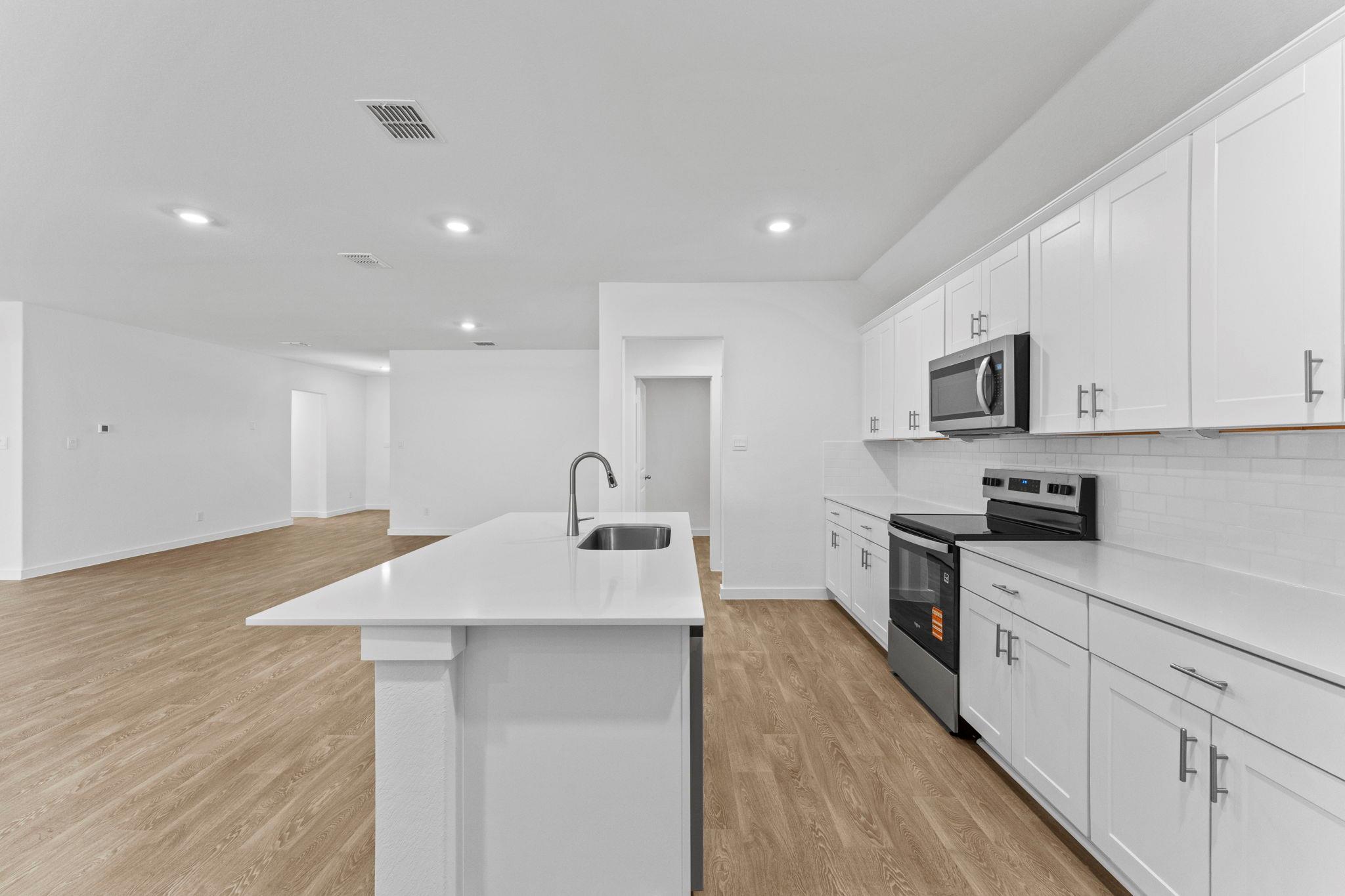 168 Teal ST
