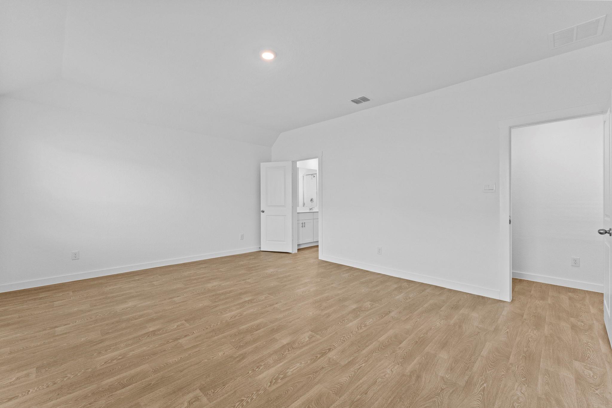 168 Teal ST