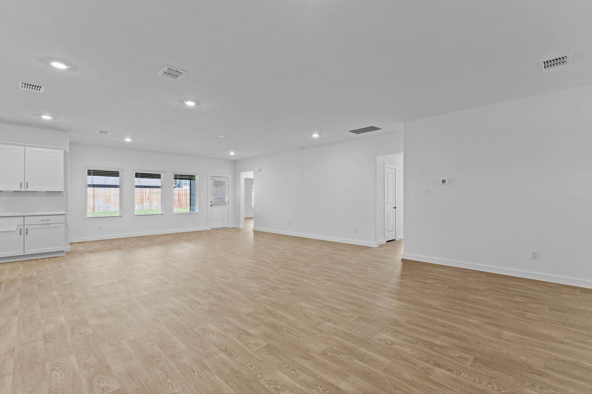 168 Teal ST