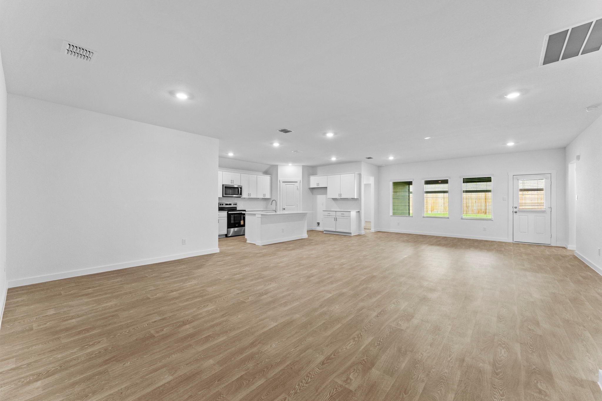 168 Teal ST